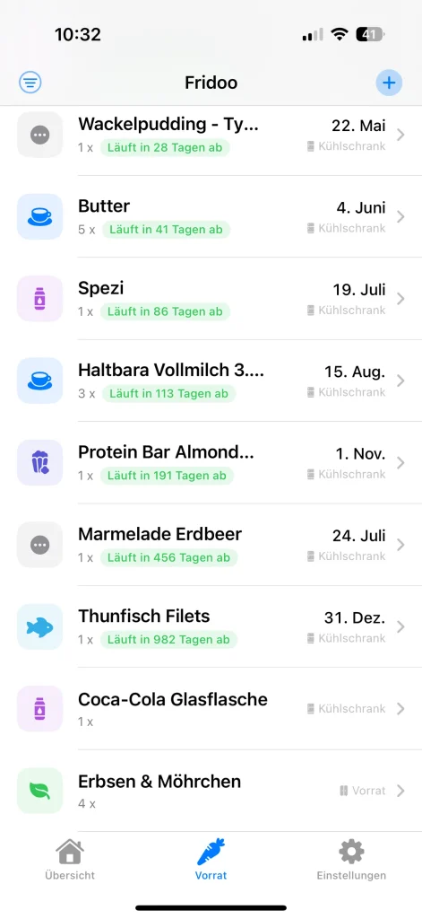 Fridoo iOS App, Hauptliste mit Lebensmitteln im Dark Mode